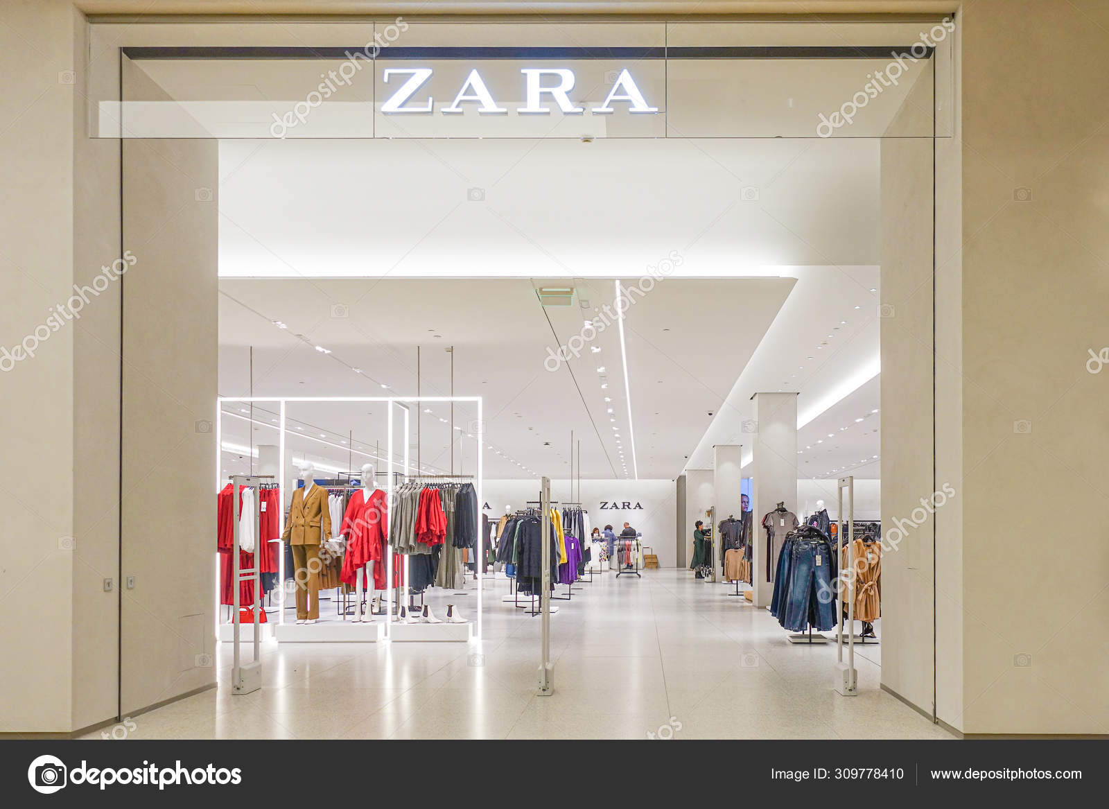 Tienda Zara Ropa EspaÃ±a Vilnius, Lituania 24 De Septiembre De
