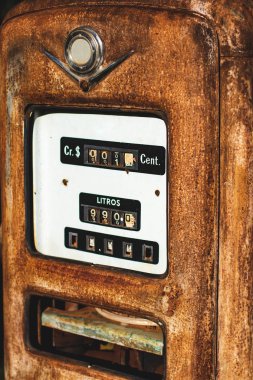 Benzin pompası eski vintage
