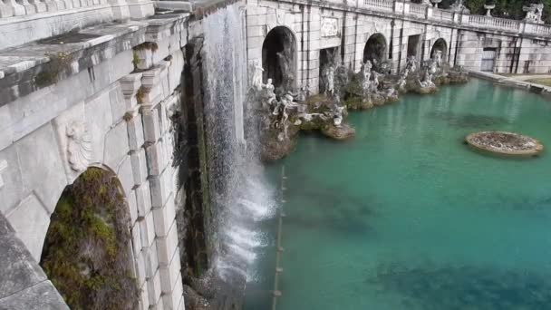 卡塞塔 坎帕尼亚 意大利 2019年2月3日 雷吉亚公园埃洛喷泉瀑布 — 图库视频影像