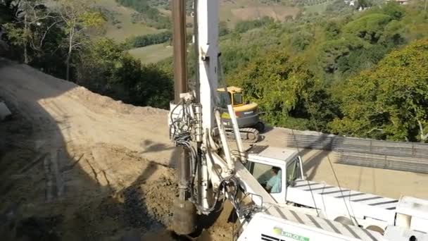 Fragneto Monforte Campania Ottobre 2018 Cantiere Costruzione Pali Contenimento — Video Stock