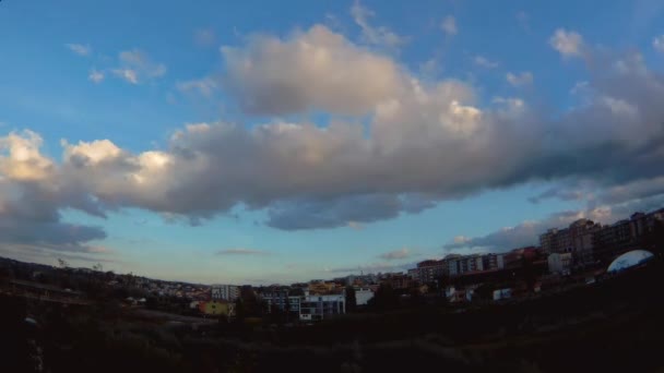 Tid Förflutit Molnigt Himmel Vid Solnedgången Staden Benevento — Stockvideo