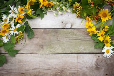 Ummer çerçeve çiçekli