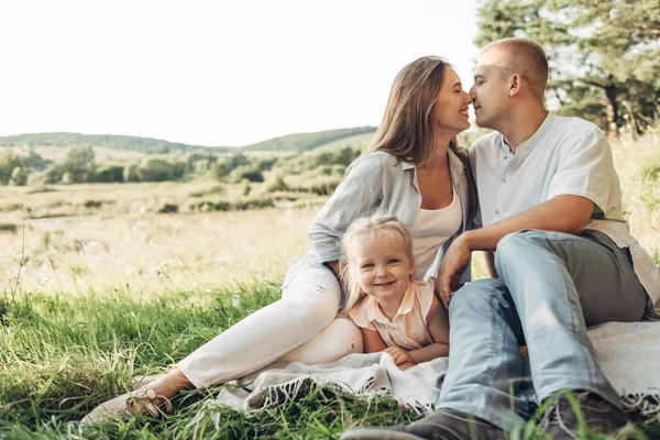 Young Adult Couple Little Daughter Having Fun Park City Family — Stock Photo, Image