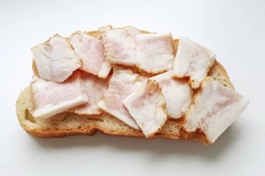 Dilimlenmiş domuz yağı. Dilimlenmiş pastırma. Yağ, Tallow, gres, domuz pastırması.