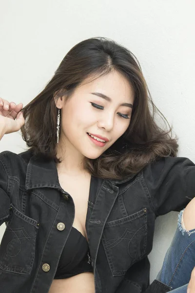 Asyalı seksi kadınları kapatın