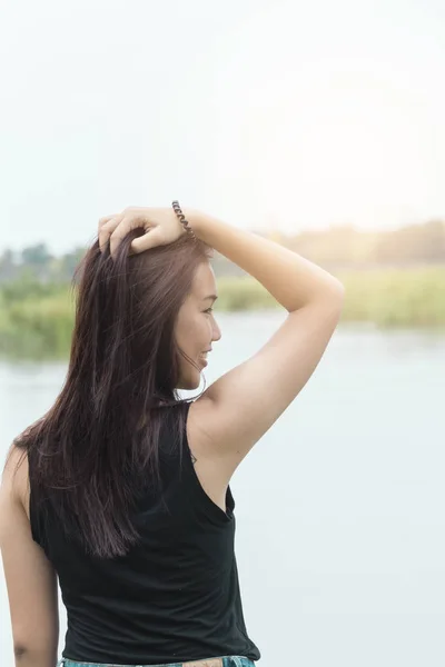 Ritratto All Aperto Asiatico Ragazza Con Perfetto Sorriso — Foto Stock