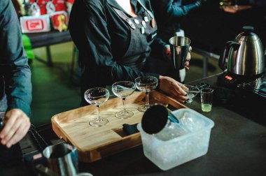 Rusya, Novosibirsk - 03 Ağustos 2018: Rus kahve fincanı kahve arasında Şampiyonası evler, ülkenin en büyük kahve şampiyonluk.