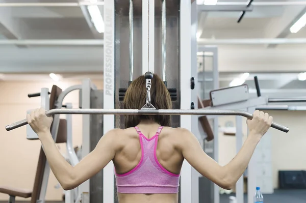 Vacker Sexig Kvinna Athletic Bygga Bedriver Träning Gym Fysisk Träning — Stockfoto