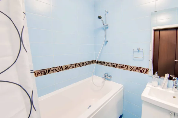 Rusya Novosibirsk Aralık 2015 Oda Daire Banyo Lavabo — Stok fotoğraf