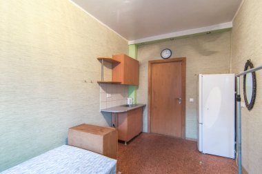 Rusya, Moskova- 13 Haziran 2018: iç oda daire. hostel standart onarım dekorasyon