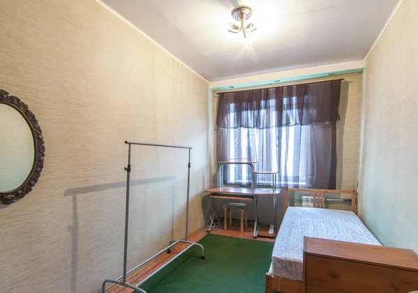 Rusya, Moskova- 13 Haziran 2018: iç oda daire. hostel standart onarım dekorasyon