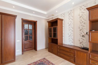 Rusya, Moskova... 21 Mayıs 2019: İç mekan dairesi. Pansiyonda standart onarım dekorasyonu. Kasaba evi