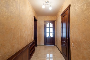 Rusya, Moskova... 21 Mayıs 2019: İç mekan dairesi. Pansiyonda standart onarım dekorasyonu. Kasaba evi