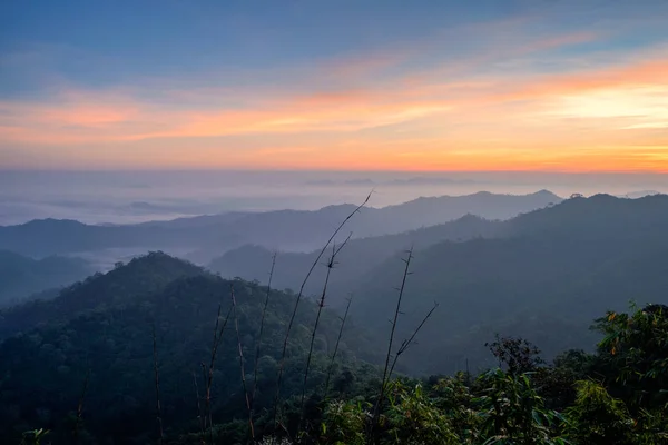 Salida Del Sol Niebla Montaña Escénica Thongphaphum Kanchanaburi Tailandia — Foto de Stock