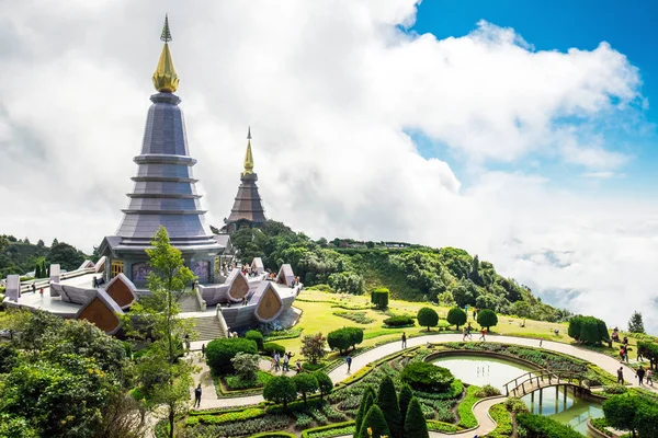 Phra Maha Dhatu Nabha Metaneedol Iki Pagoda Landmark Vadisi Iyi — Stok fotoğraf