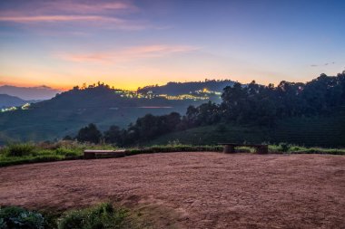 Güzel manzara dağ ışık günbatımı, mon cham, mon reçel ile