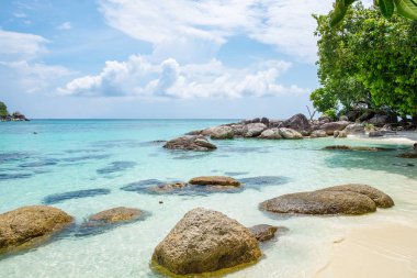 Andaman kristal beyaz deniz kum plaj lipe Adası'nda