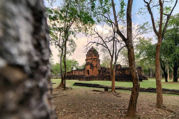 Prasat Muang Sing 是泰国北碧府西约克历史公园高棉寺的古代遗址 — 图库照片