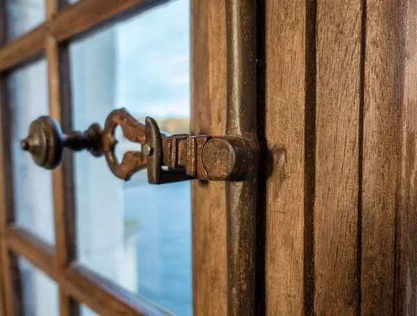 Antike Türklinke Aus Holz Nahaufnahme — Stockfoto