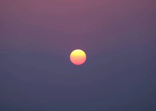 Matahari bola langit berwarna-warni — Stok Foto