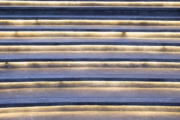 Modèle d'escalier décorer la lumière de ligne — Photo