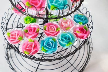 Tay tatlı tatlı şekli aalaw, allure renkli gül