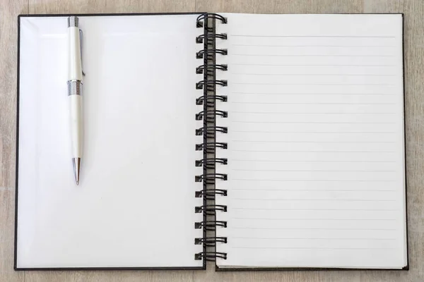 White book memo blank open line with pen — Stock Photo, Image
