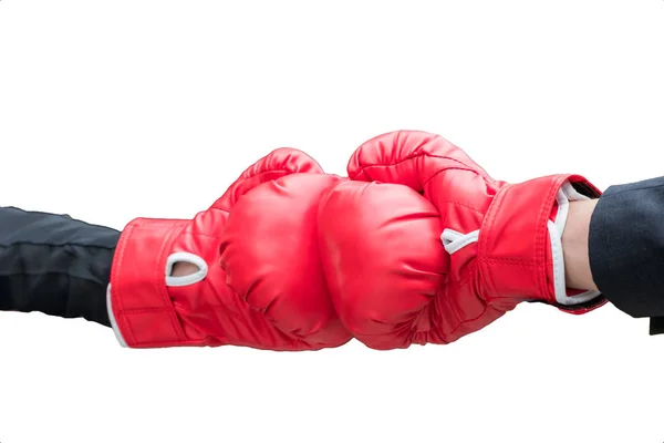 Mains d'affaires portant un costume avec des gants de boxe sont combat et stri — Photo