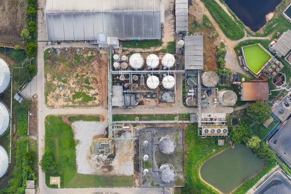 Ethanol Ethyl Alcohol factory, Renewable energy production of su — Stock Photo, Image
