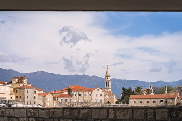 Panoramatický Snímek Kostelní Věže Starého Města Budva Černá Hora — Stock fotografie