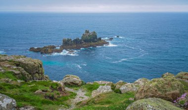 Lands End - en batı noktası bir popüler turistik, Penwith Yarımadası, Penzance, Cornwall olan İngiltere'nin peyzaj