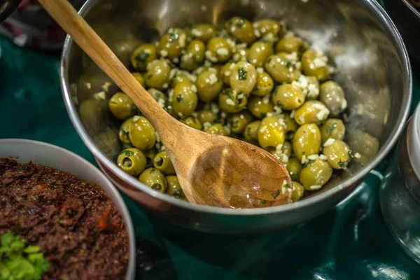 Bowl Olives Sale Farmers Market Cornwall — Stock Photo, Image