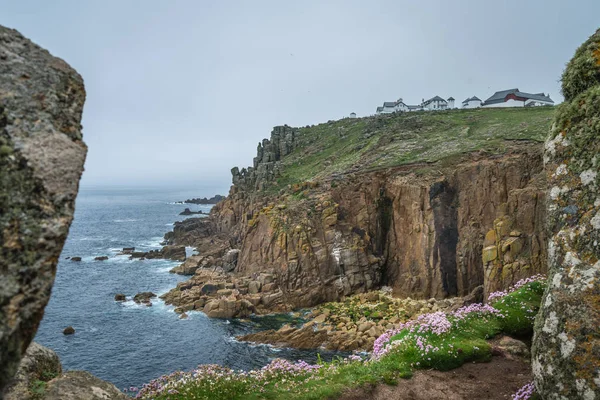 Edificios Cima Los Acantilados Rocosos Lands End Punto Más Occidental — Foto de Stock