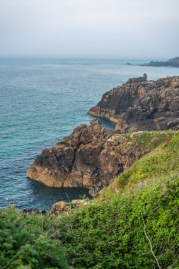Cornish St. Ives, Cornwall, İngiltere, İngiltere'de yakın kayalık kıyılarının görünümü