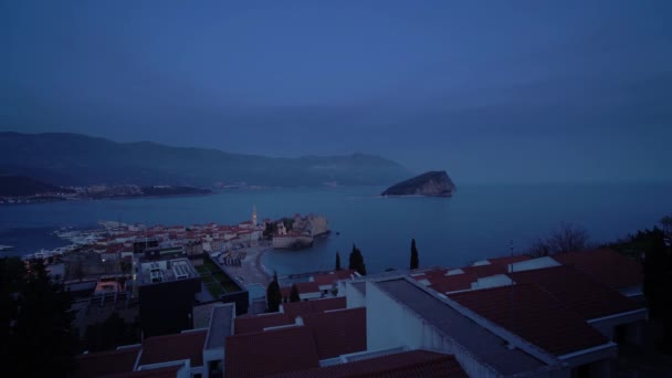 Eski Kasaba Budva Nın Belltower Gece Karanlığında Geliyor Kilisenin Çan — Stok video