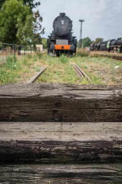 Een Oude Afgedankte Retro Trein Stoomlocomotief Aan Het Einde Van — Stockfoto