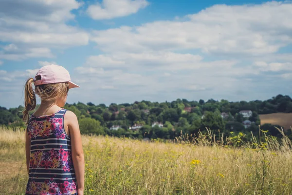 Cute Young Caucasian Girl Looking Rural Countryside Southern England — Stock Photo, Image