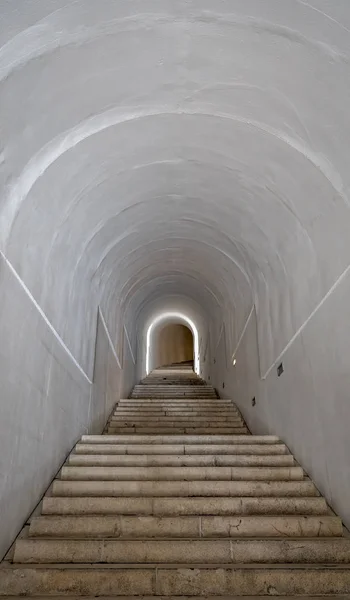 Largo Túnel Que Conduce Mausoleo Njegos Cima Del Monte Lovcen — Foto de Stock