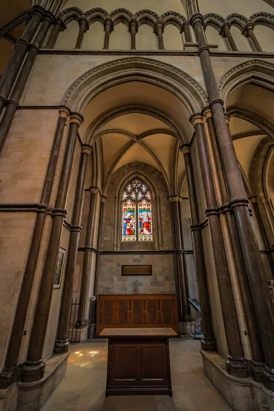 Rochester Engeland Juli 2018 Gebrandschilderde Ramen Binnen Het Indrukwekkende Interieur — Stockfoto