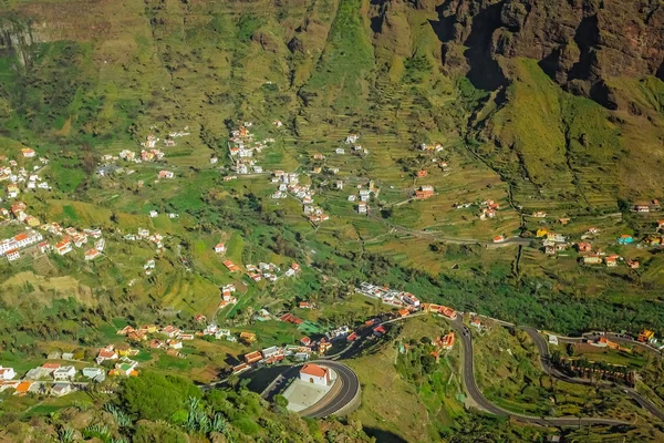 Veduta Aerea Della Strada Tortuosa Che Attraversa Splendida Valle Gran — Foto Stock