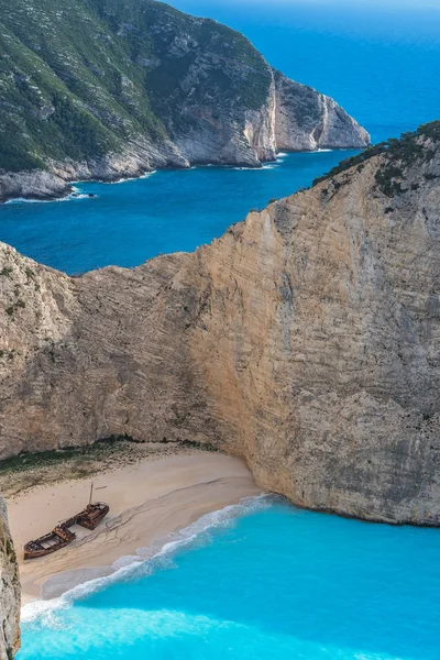 Vista deslumbrante das falésias em Shipwreck Cove — Fotografia de Stock