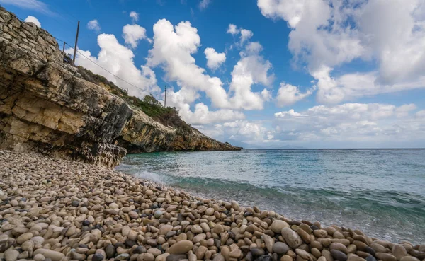 Increíbles aguas turquesas de la playa de Xigia — Foto de Stock