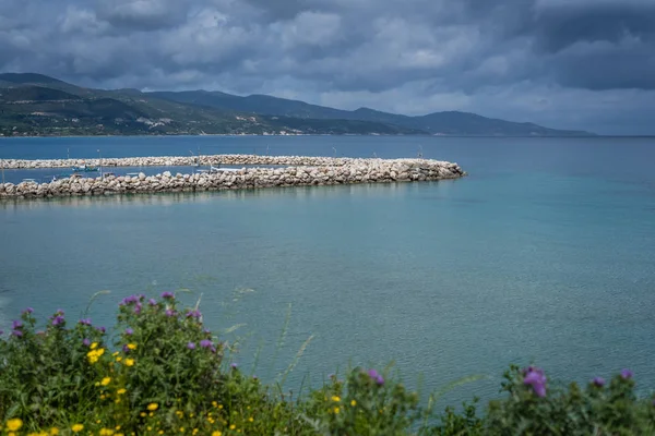 Porto e porto na Baía de Alykes em Zante — Fotografia de Stock