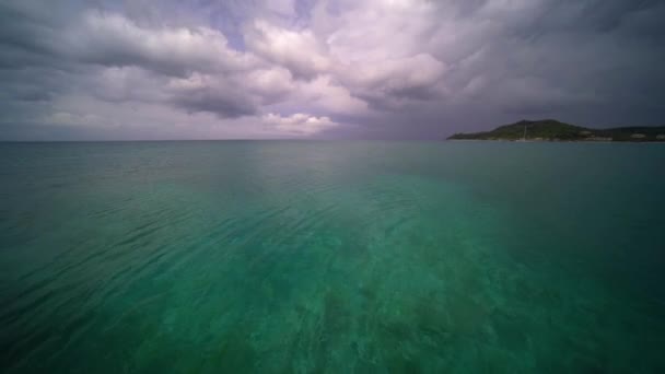 Nubes Tormentosas Dramáticas Acumulan Sobre Bahía Alykes Isla Zante Grecia — Vídeos de Stock