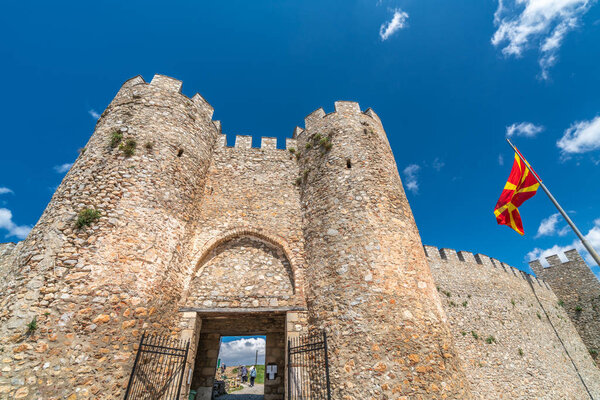 Входные ворота замка Самуил
