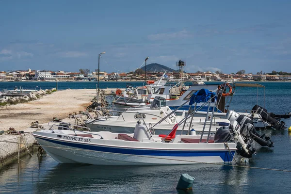 Motorboats in Laganas port — Stock Photo, Image