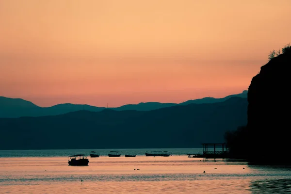 Matahari terbenam di atas indah Danau Ohrid memukau — Stok Foto