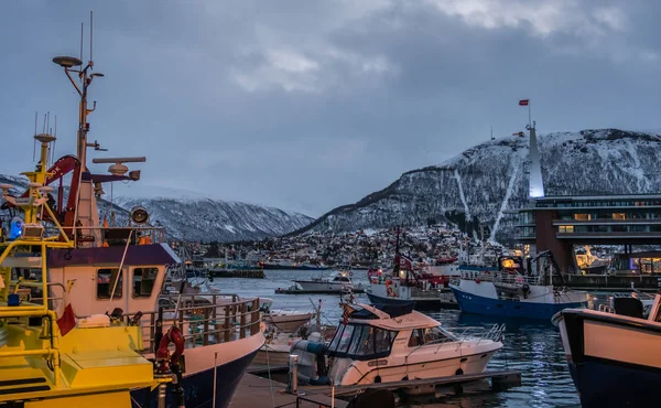 Tromsö hamn på vintern — Stockfoto