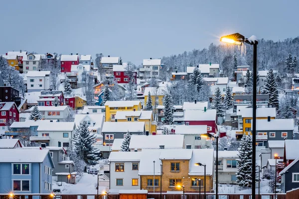 Hillside hus i Tromso på vintern — Stockfoto