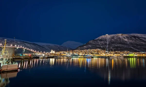 Most Tromso w cieśnie Tromsoysundet — Zdjęcie stockowe